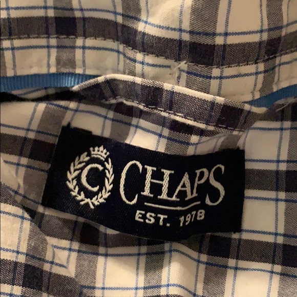 💥2/$20💥Men’s Chaps button down - Picture 3 of 5